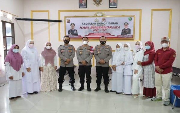 Mayambut HUT Bhayangkara, Polres Aceh Tengah Donor Darah