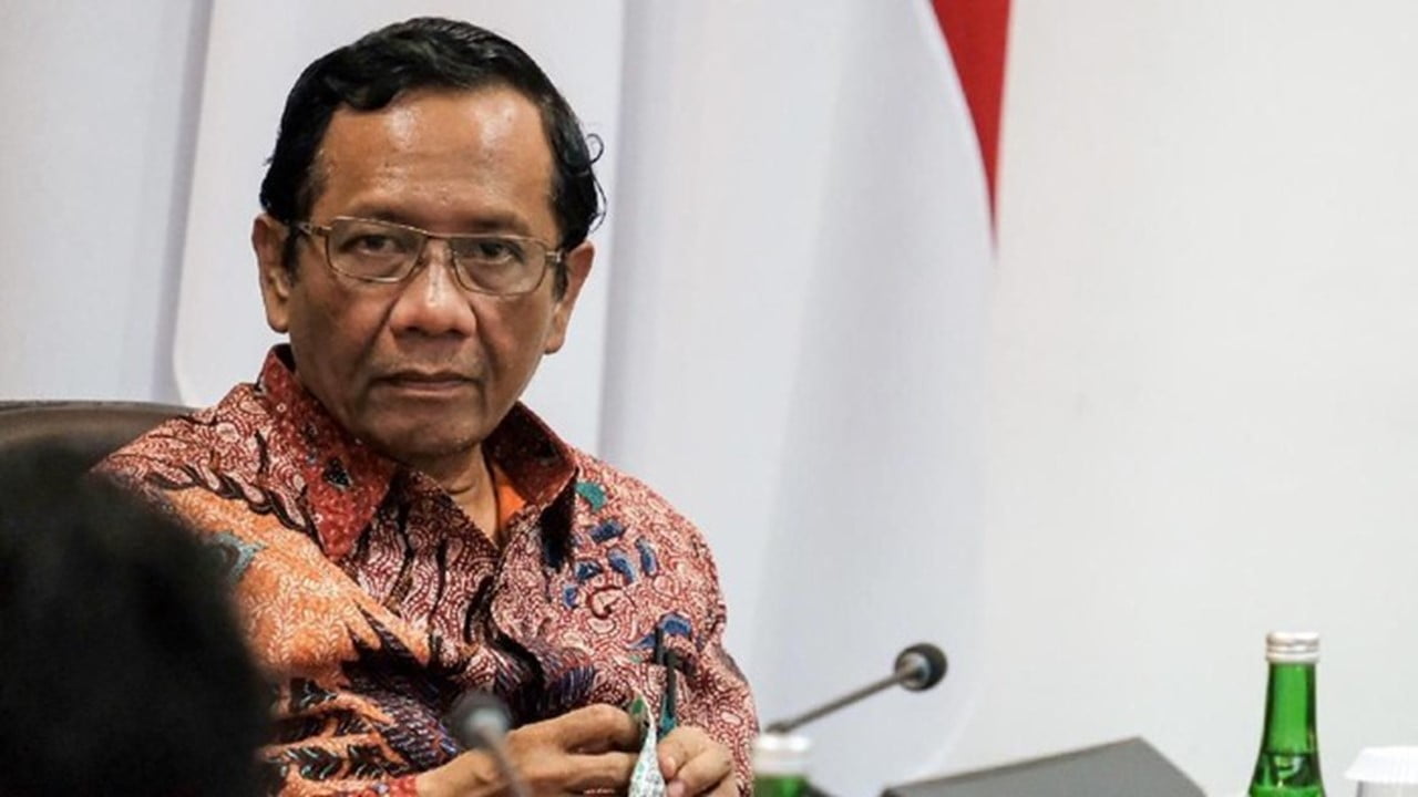 Mahfud MD Minta Panglima TNI Cek Video Tindakan Berlebih TNI di Tragedi Kanjuruhan