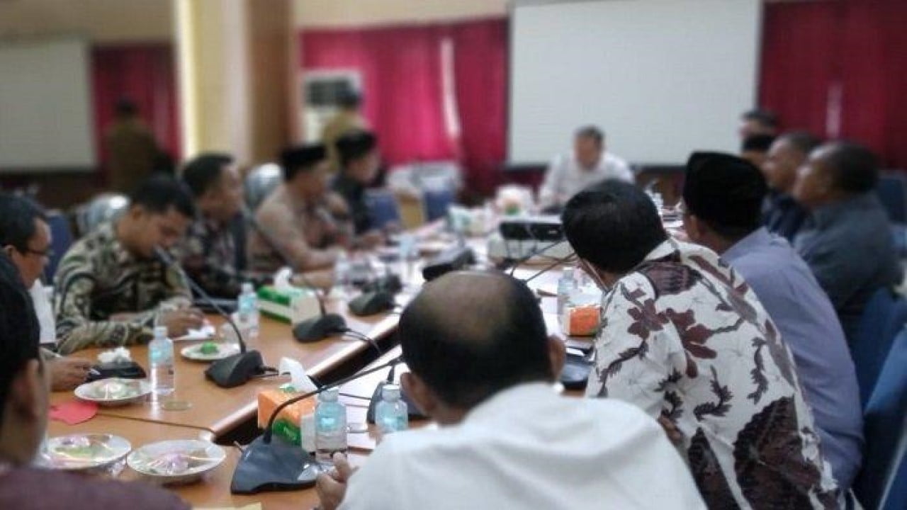 Pemerintah Aceh Akan Legalkan Tambang Minyak Ilegal Rakyat