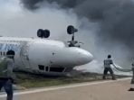 Pesawat Penumpang Terjatuh dan Terbalik di Bandara Mogadishu