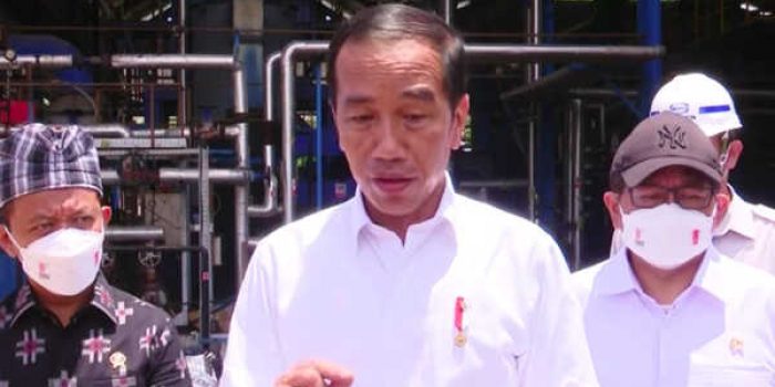 Presiden Jokowi Hentikan Impor Aspal Mulai 2024