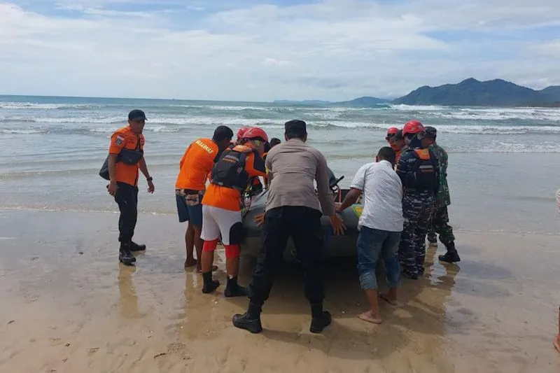 Basarnas Cari Remaja Hilang di Pantai Lhoknga Aceh Besar