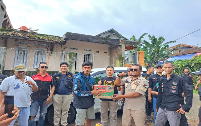 Gabungan Komunitas URC Driver On Line Se-Jabodetabek Peduli Gempa Cianjur