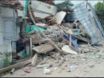 Rumah Warga Cianjur Roboh Akibat Gempa, Dua Orang Meninggal