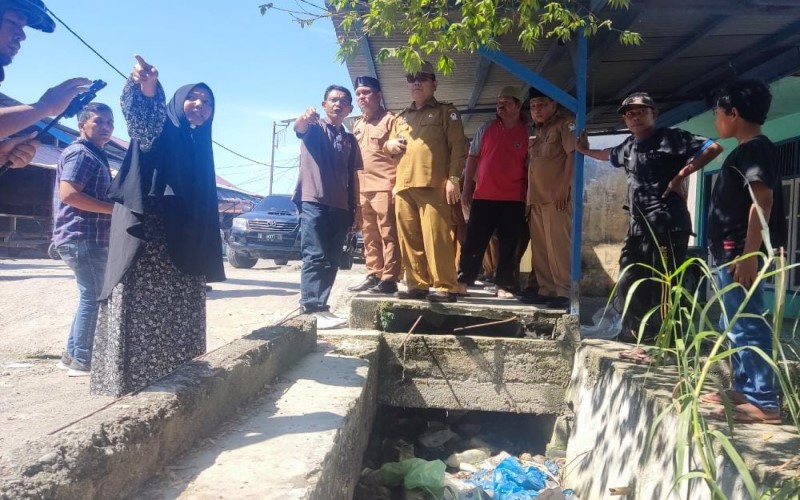 Pasar Pagi Meulaboh Kurang Kebersihan