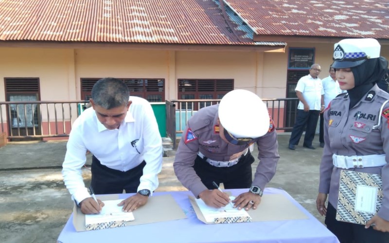 Polres Bireuen-MTsN Melakukan Mou Untuk Edukasi Dalam Berlalulintas
