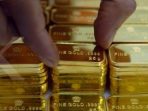 Harga Emas Antam Hari Ini Turun Rp12.000 Per Gram