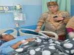 Anggota DPRA Tgk. M. Yunus menjenguk keadaan Pj Bupati Aceh Timur yang Sakit