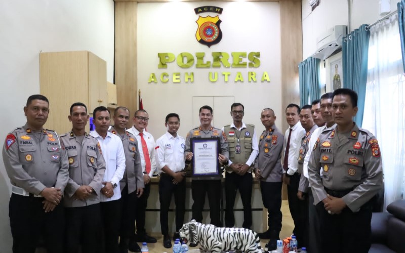Kapolres Aceh Utara Terima Penghargaan Dari TRC PPA