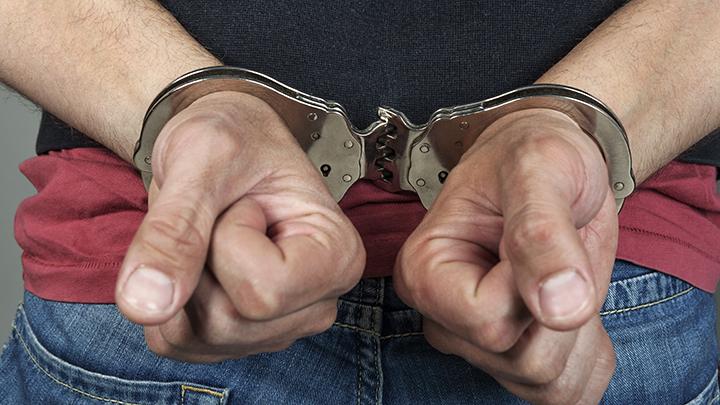 Polisi Tembak Pembunuh Wanita Penjual Es di Medan