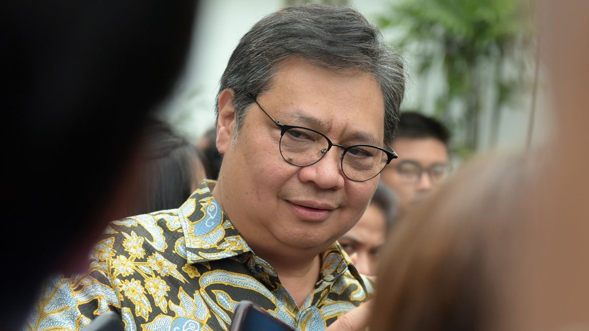 Airlangga Hartarto Penuhi Panggilan Kejagung Airlangga Hartarto Penuhi Panggilan Kejagung