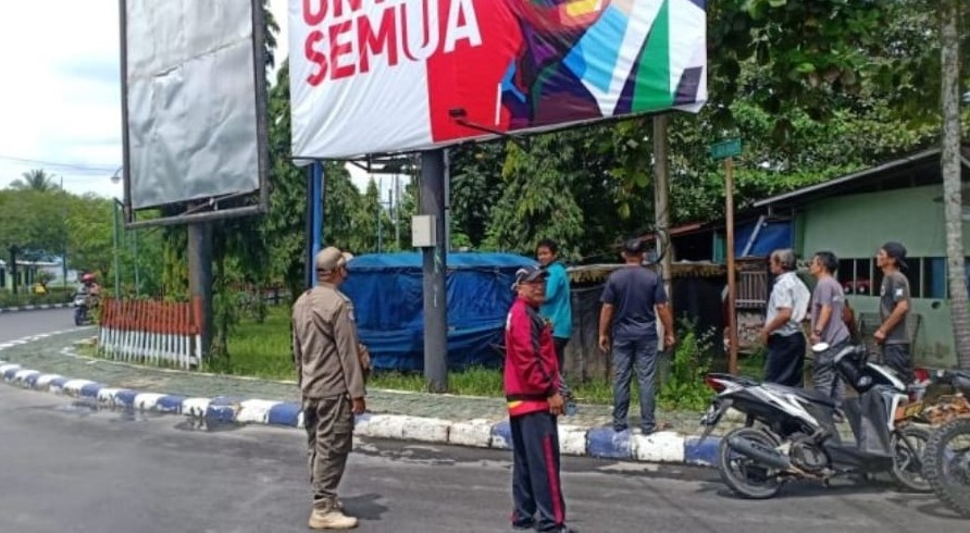 Pencopotan Banner Foto Capres Ganjar Pranowo di Lahan TNI Sesuai Prosedur