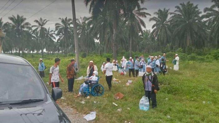 Bus Rombongan Jemaah Haji Alami Tabrakan Beruntun
