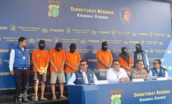 Tempat Produksi Film Dewasa Digerebek, Diduga Pemerannya Artis