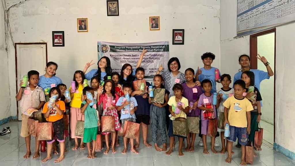 Dosen & Mahasiswa USU Kolaborasi Bangun Karakter Cinta Lingkukan