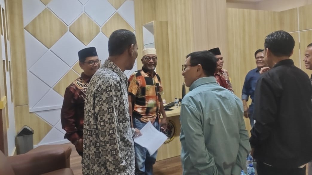 Hendry Ch Bangun Anggota PWI Rangkap Jabatan ASN Harus Mundur