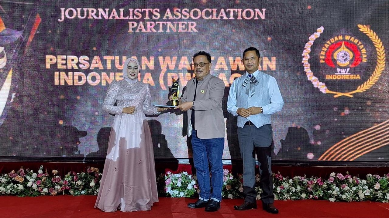 PWI Aceh Terima ‘Hermes Award’ Sebagai Journalist Assosiation Partner