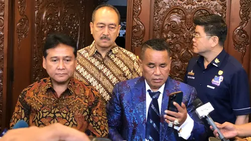 Hotman Paris: Ada Oknum Yang Sengaja Bikin Pajak Hiburan Naik! Hotman Paris: Ada Oknum Yang Sengaja Bikin Pajak Hiburan Naik!