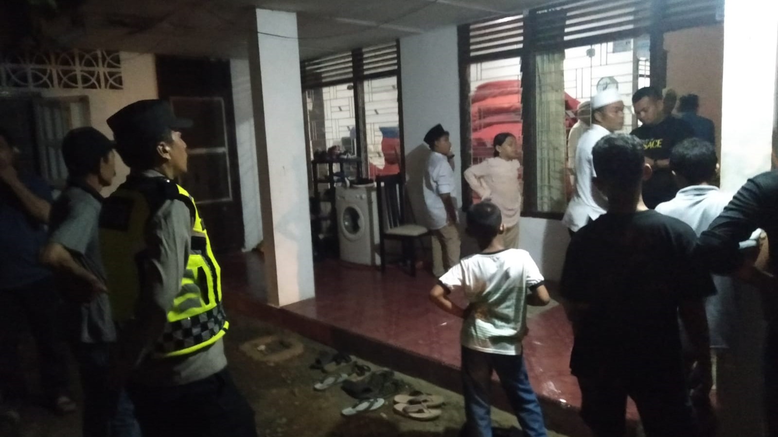 Bocah Delapan Tahun Tewas Tersengat Arus listrik Taman Mesjid Raya Banda Aceh