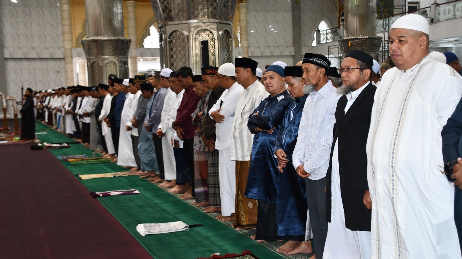 Pemkot Langsa Laksanakan Sholat Idul Fitri di Masjid Darul Fallah