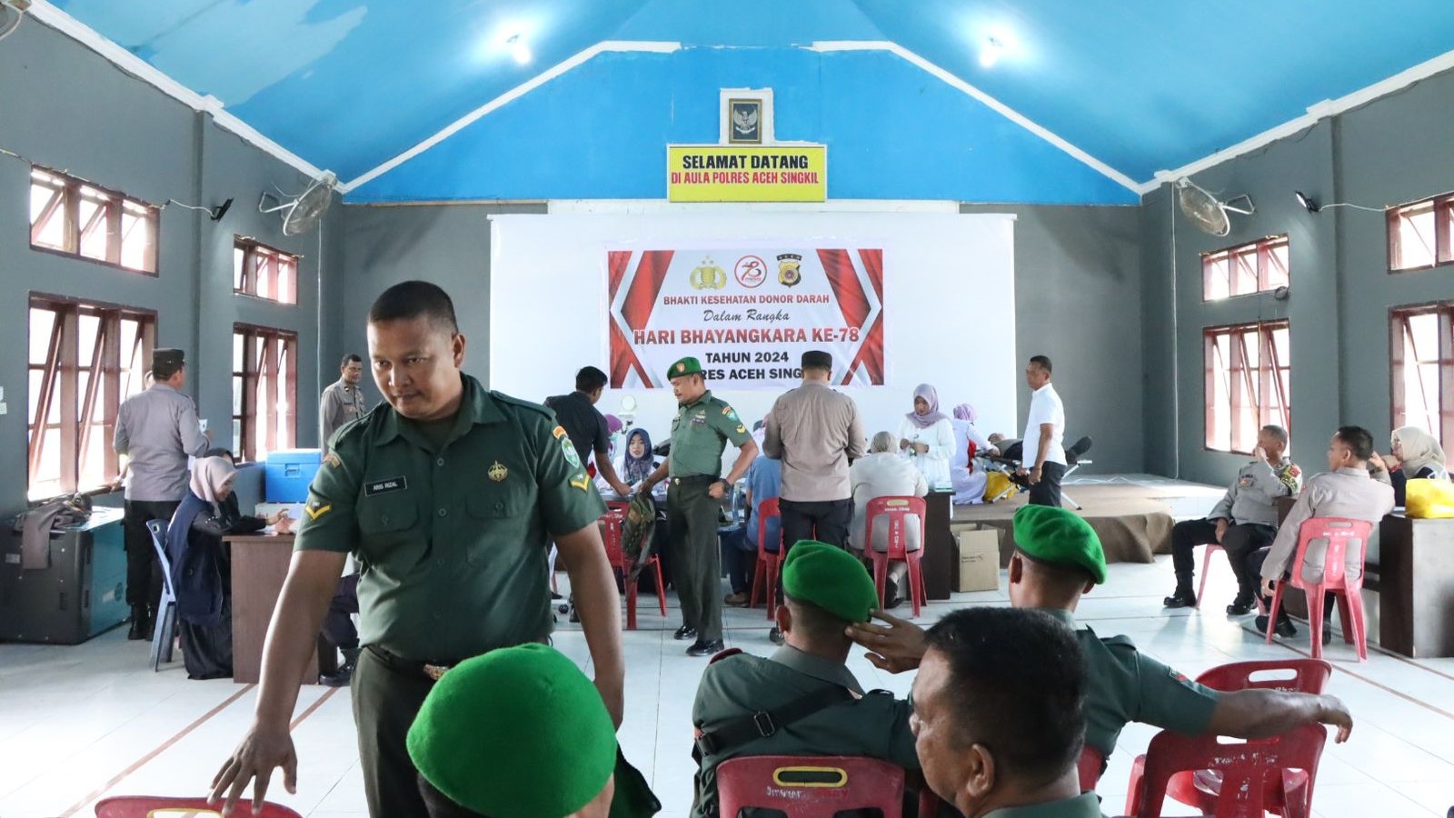 Polri dan TNI Peduli Sesama Gelar Donor Darah