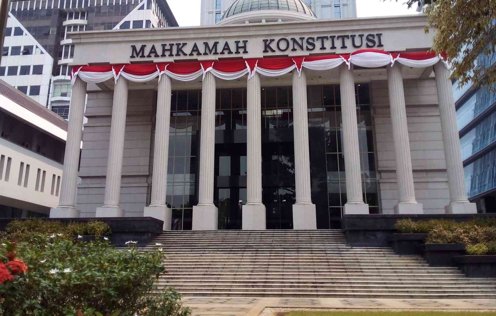 Mahkamah Konstitusi Ubah Aturan Pencalonan Kepala Daerah Mahkamah Konstitusi Ubah Aturan Pencalonan Kepala Daerah