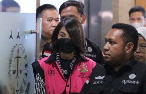 Helena Lim Jalani Sidang Perdana Kasus Dugaan Korupsi Timah