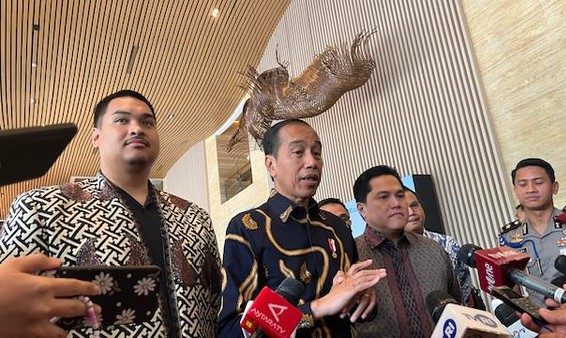 Jokowi Minta Kisruh Kadin Diselesaikan Internal