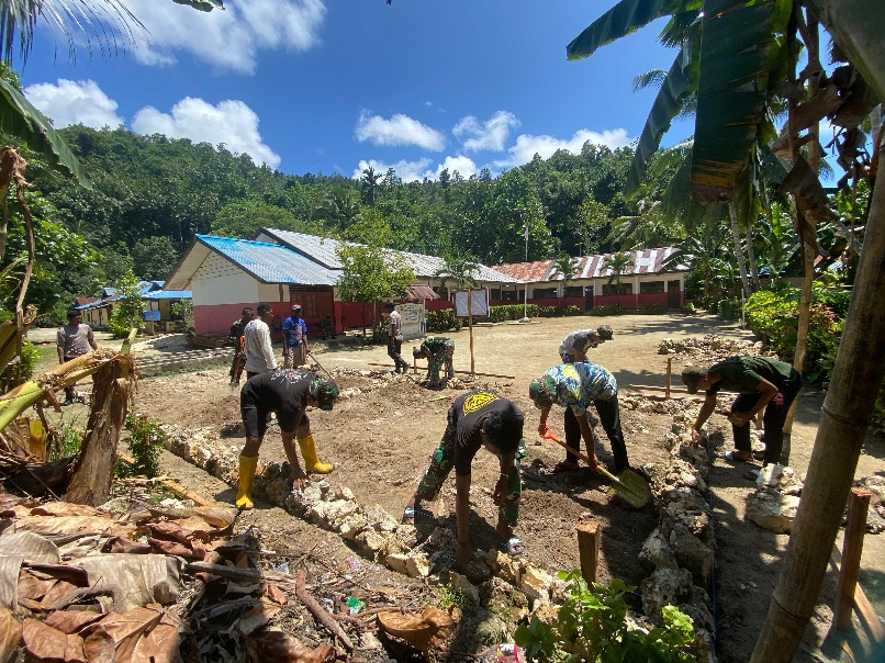 Prajurit Tangguh Satgas TMMD Kodim 1805/Raja Ampat: Wujud Pengabdian Tanpa Batas