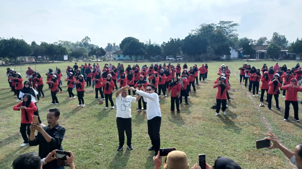 Kampanye Simpatik DAI Hujan Dukungan Dari Emak-Emak Di Lampung Timur