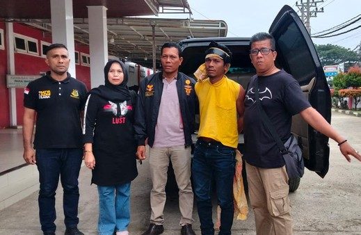 Kejari Banda Aceh Tangkap Terdakwa Narkotika Yang Melarikan Diri Usai Di Sidang Kejari Banda Aceh Tangkap Terdakwa Narkotika Yang Melarikan Diri Usai Di Sidang