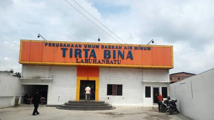 Kejari Labuhanbatu Geledah Dan Sita Dokumen Kantor PUDAM Kejari Labuhanbatu Geledah Dan Sita Dokumen Kantor PUDAM