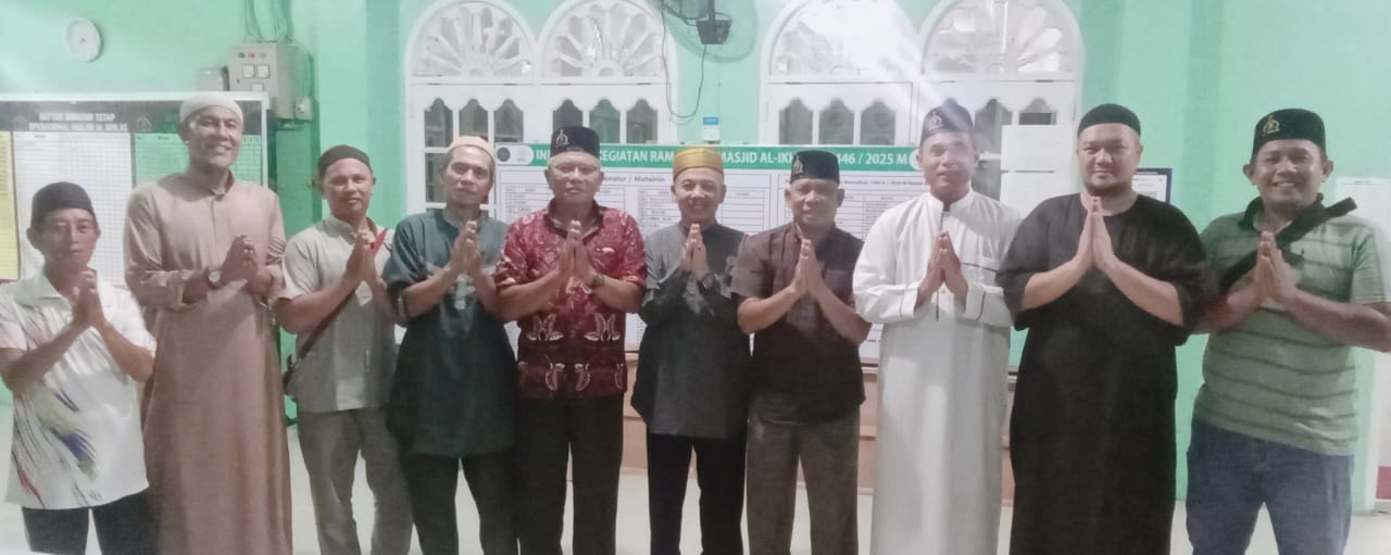 Beribadah Ramadhan Di Masjid Al-Ikhlas, Penuh Kekhusyukan Dalam Membentuk Diri