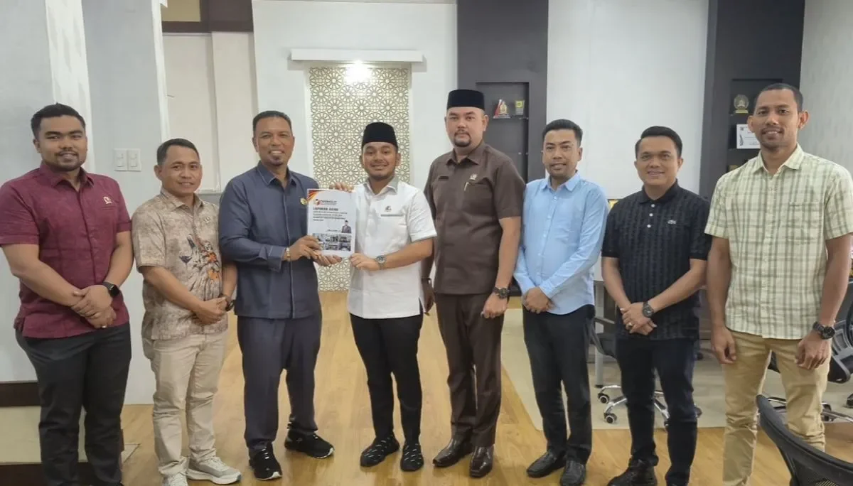 Panwaslih Nagan Raya Serahkan Laporan Pengawasan Pilkada 2024 Ke DPRK Panwaslih Nagan Raya Serahkan Laporan Pengawasan Pilkada 2024 Ke DPRK