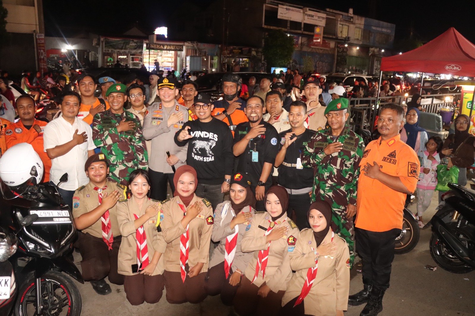 Sat Samapta Polres Tangsel, Patroli Pemantauan Rumah Kosong Di Perumahan Greencove Sat Samapta Polres Tangsel, Patroli Pemantauan Rumah Kosong Di Perumahan Greencove