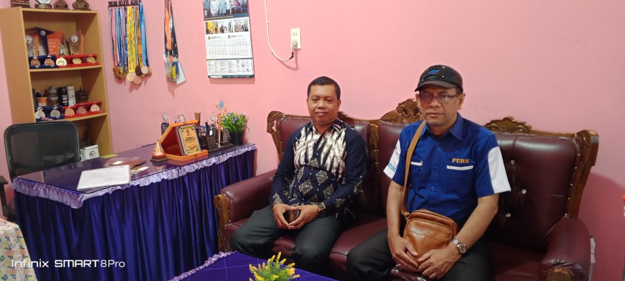 Jalin Hubungan Dengan Dunia Pendidikan, Ketua JWI Aceh Silaturahmi Dengan Kepsek SMA Unggul Subulussalam