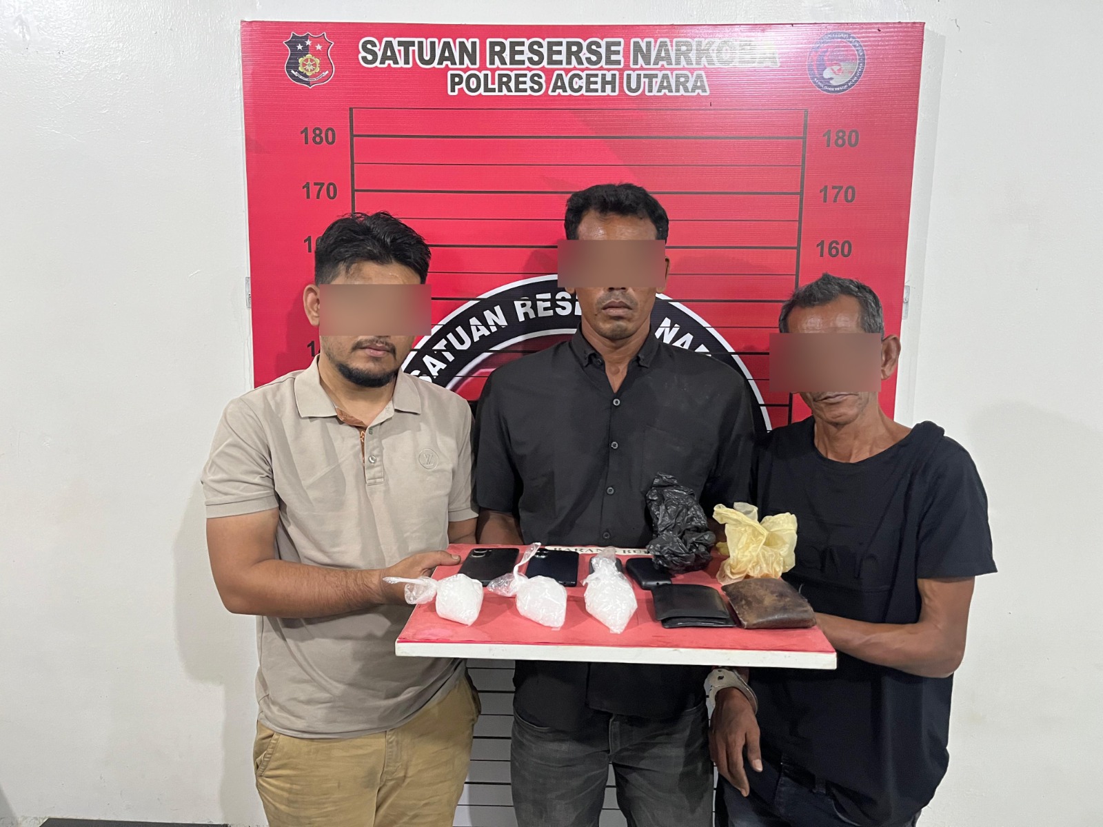 Polres Aceh Utara Gagalkan Peredaran 280 Gram Sabu, Tiga Pria Ditangkap Polres Aceh Utara Gagalkan Peredaran 280 Gram Sabu, Tiga Pria Ditangkap