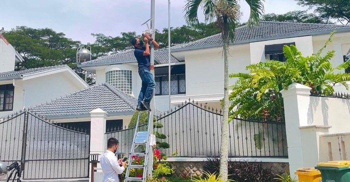 KPK Cek CCTV Rumah Nonaktif Kadis PUPR Sumut Saat Menggeledah KPK Cek CCTV Rumah Nonaktif Kadis PUPR Sumut Saat Menggeledah