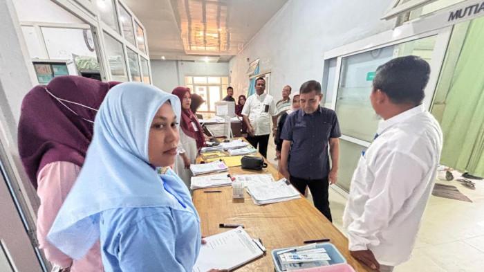 Tindak Lanjuti Instruksi Bupati, Plt Sekda Abdya Tinjau Kondisi Sarpras RSUD-TP