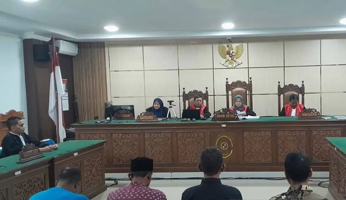 Hakim Vonis 7 Tahun Penjara Empat Terdakwa Korupsi Dana Desa Di Bireuen Hakim Vonis 7 Tahun Penjara Empat Terdakwa Korupsi Dana Desa Di Bireuen