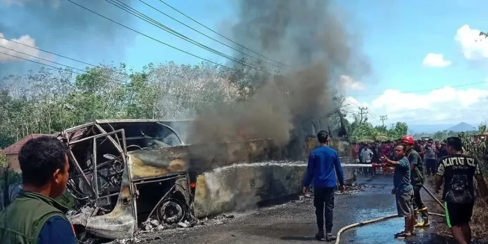 Tabrakan Bus ALS vs Truk Tangki di Muratara, 16 Orang Meninggal Dunia