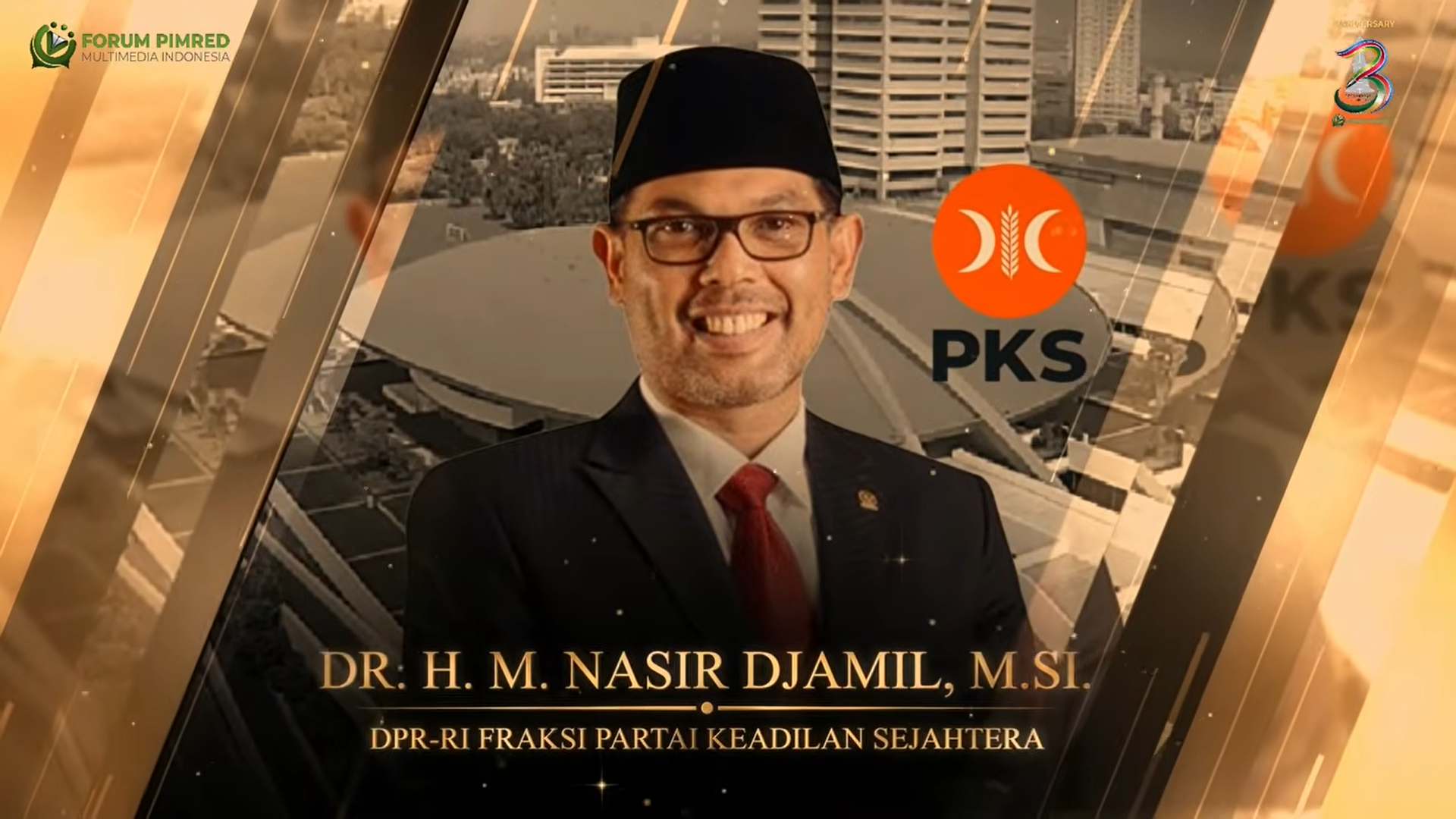 Dok/ Media Realitas : Anggota DPR RI Fraksi Partai Keadilan Sejahtera (PKS), Dr. H. M. Nasir Djamil, M.Si., menerima penghargaan sebagai Anggota Legislatif Pusat Terbaik Bidang Komunikasi dan Informasi Publik